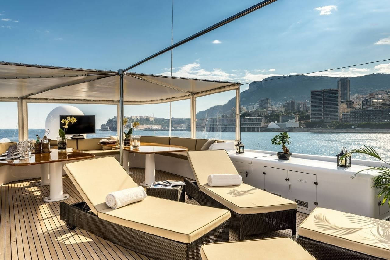 Yachts charter Navali Rossato 130